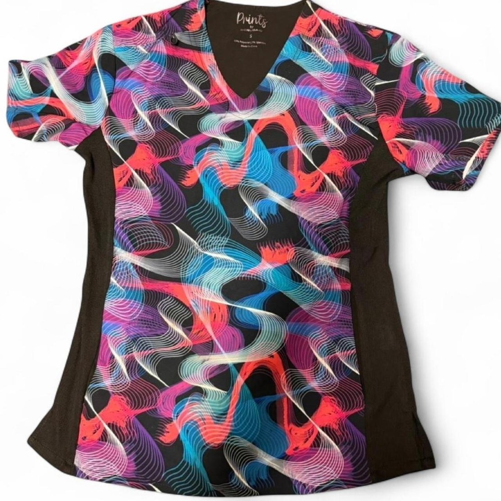 Prints by Scrub Aid Scrub Top Cute Black Color Small